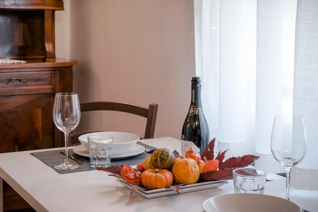 Lovely Mansard Iseo Portelle Holiday With Private Parking And Bike Storage