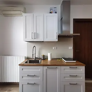  Apartment Monolocale - Piano Terra - Ingresso Indipendente Italien