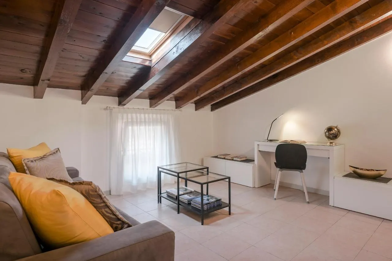 Apartment Lovely Mansard Iseo Portelle Holiday With Private Parking And Bike Storage